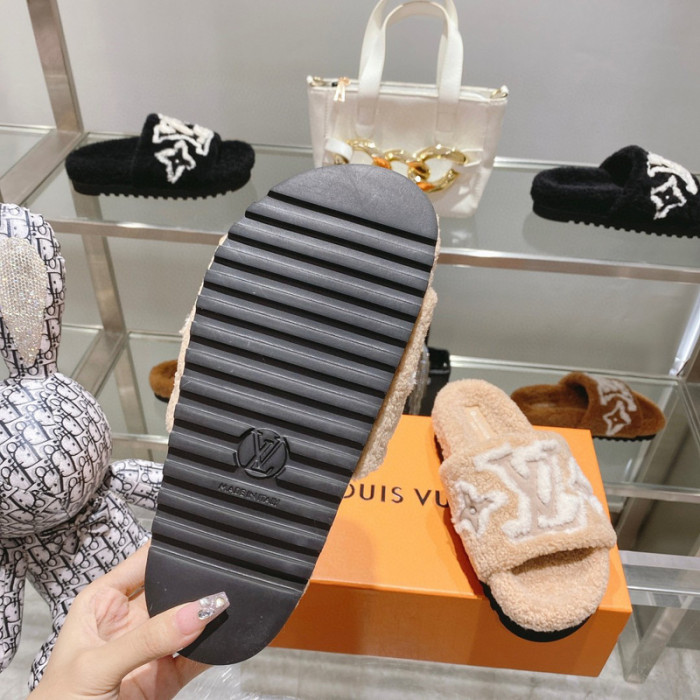 L&V sandal 110