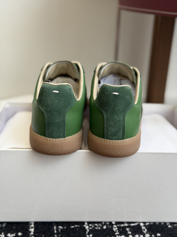 Ma1s0n Marg*e1a CALFSKIN S57WS0386