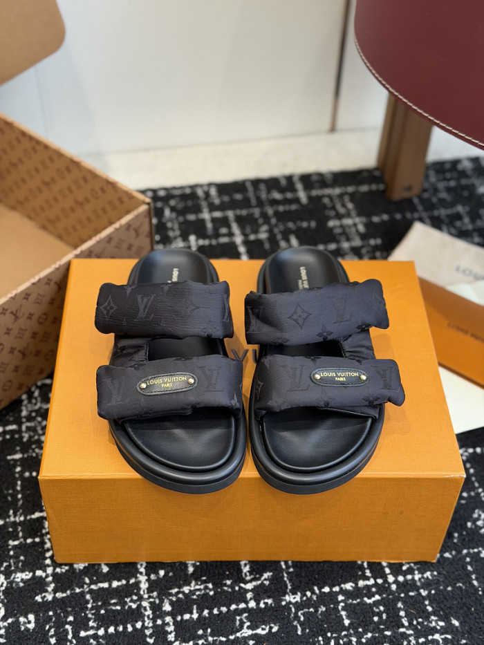 L&V sandal 249