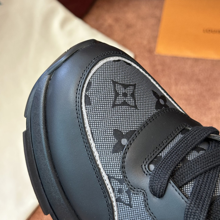 LV snekaers L0000802