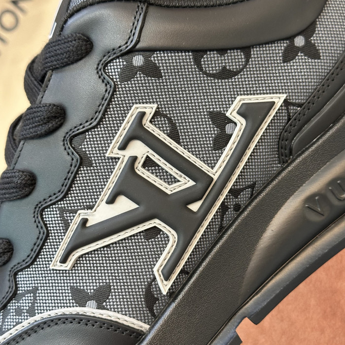 LV snekaers L0000802