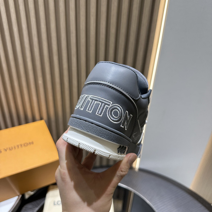 LV snekaers L0000699