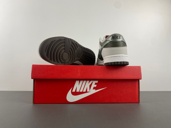 Nike Dunk Low “Year of the Snake” HV5980-231