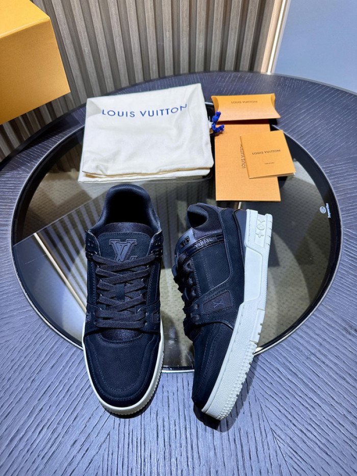 LV snekaers L0000398