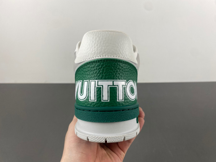 LV snekaers L0000539