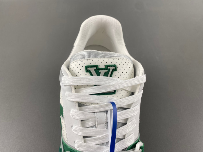 LV snekaers L0000539