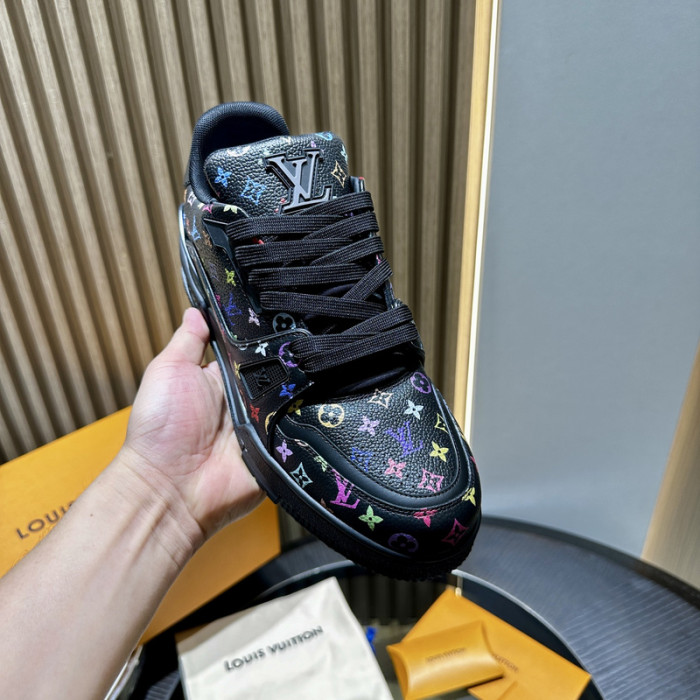 LV snekaers L0000604