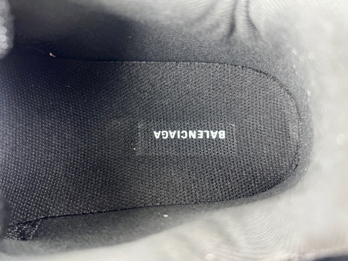 Ba1en*iaga track wtrhk 1594