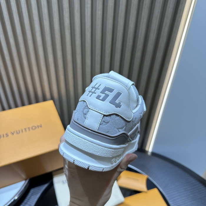 LV snekaers L0000830
