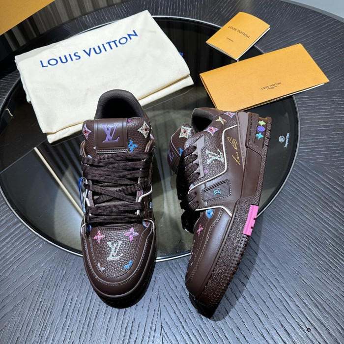 LV snekaers L0000736