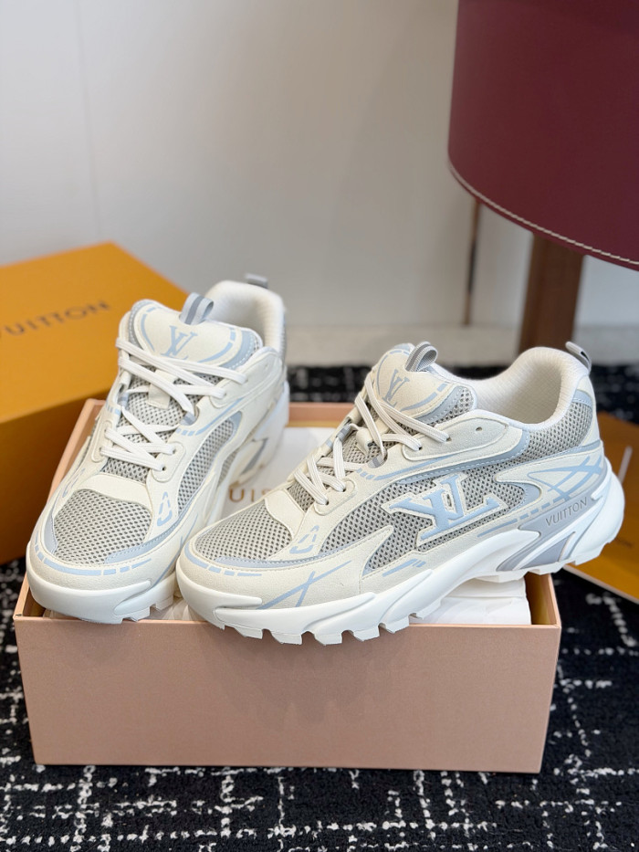 LV sneakers L0000850