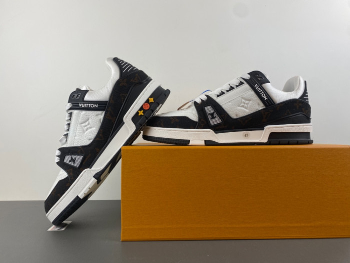 LV snekaers L0000628