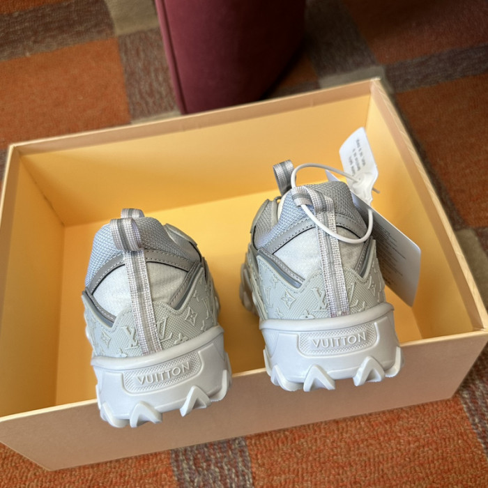 LV snekaers L0000411