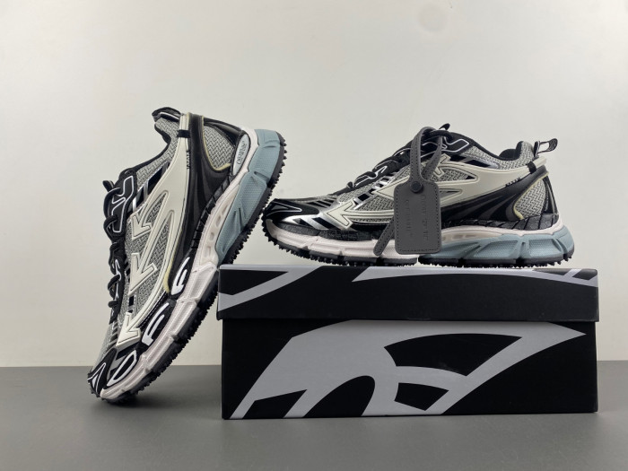 Off-White Be right back OWIA289F27