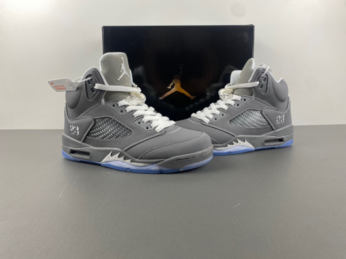 AIR Jordan 5 Retro Wolf Grey 136027-005