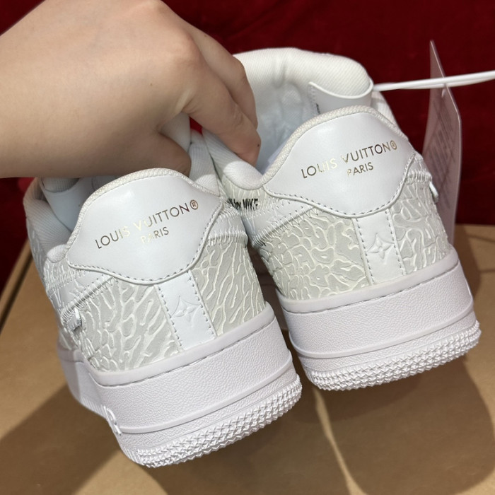 LouisVuitton x Nike Air Force LV LA09146
