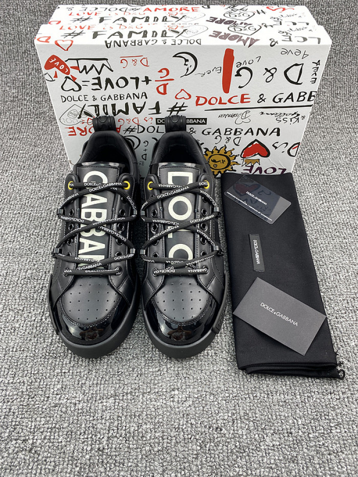 DG Sneaker DG49