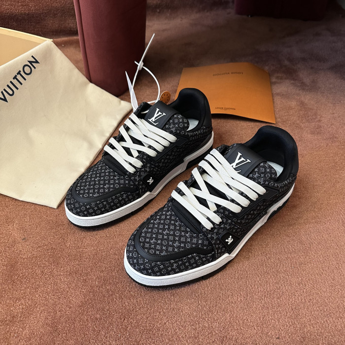 LV snekaers L0000907