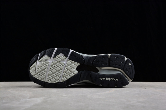 New Balance NB990 M990GJ3