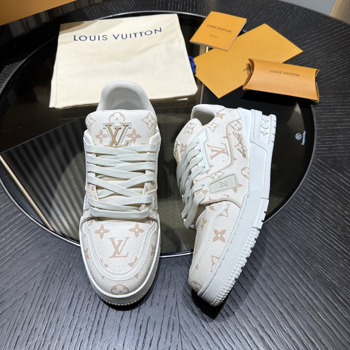 LV snekaers L0000887