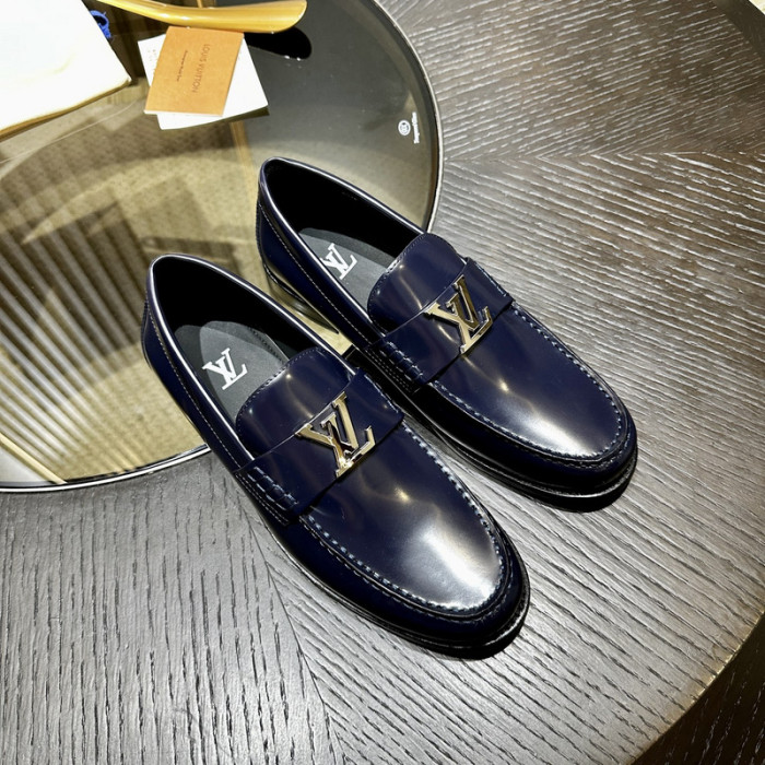 LV LOAFERS L0000611