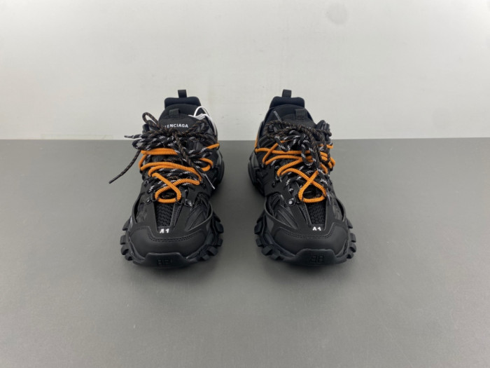 Balenciaga track WTRHK 1000