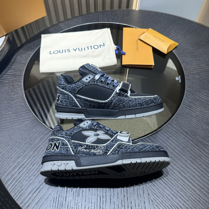 LV snekaers L0000486