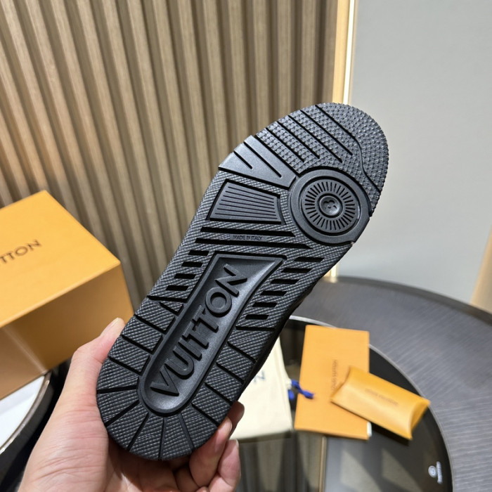 LV snekaers L0000489