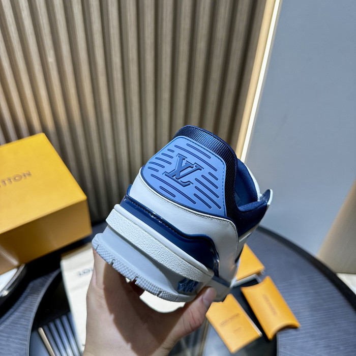 LV snekaers L0000676