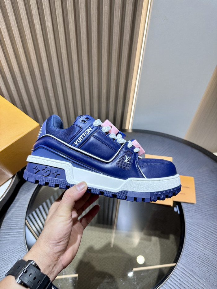 LV snekaers L0000360