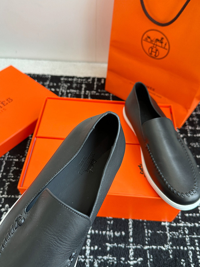 Hermes loafers HM068