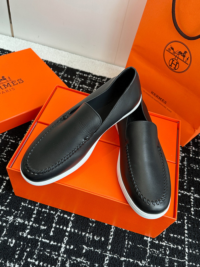 Hermes loafers HM068