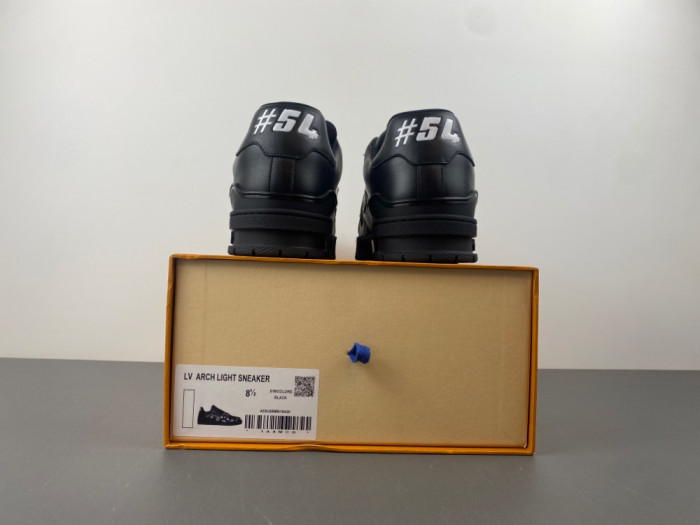 LV snekaers L0000560