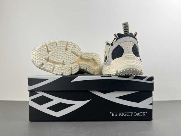 Off-White Be right back OWIA289F49