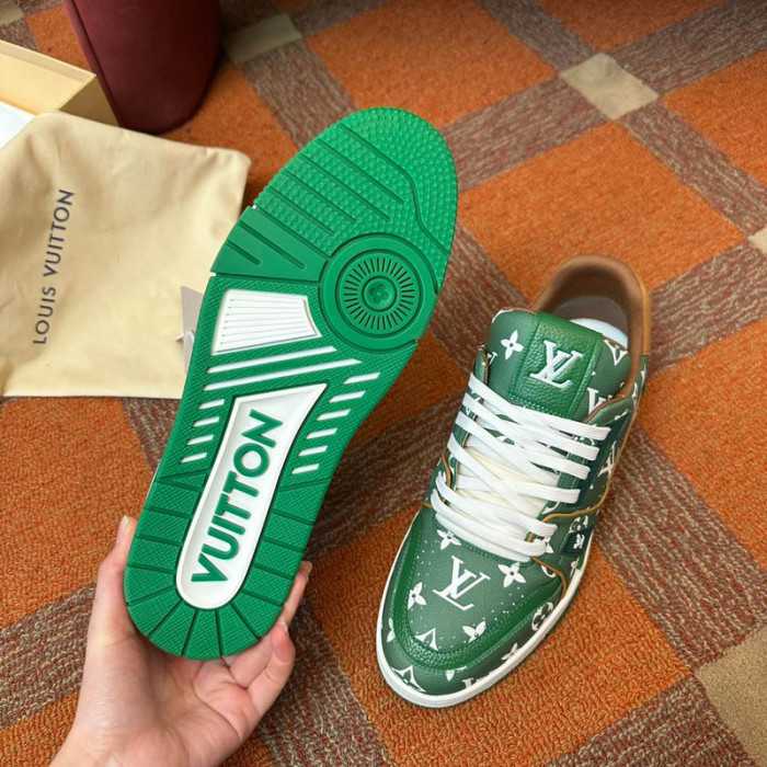 LV snekaers L0000503