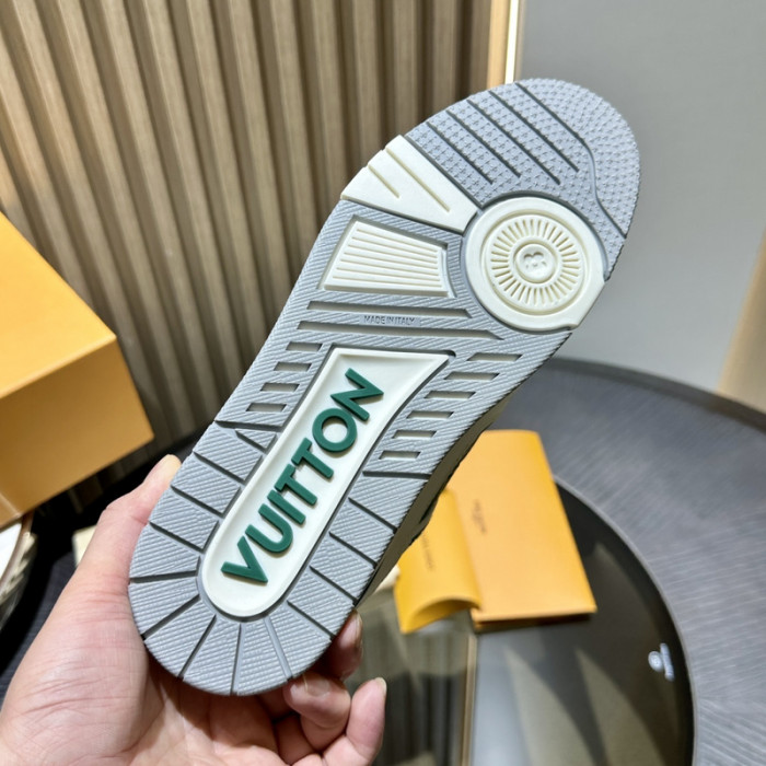 LV snekaers L0000476