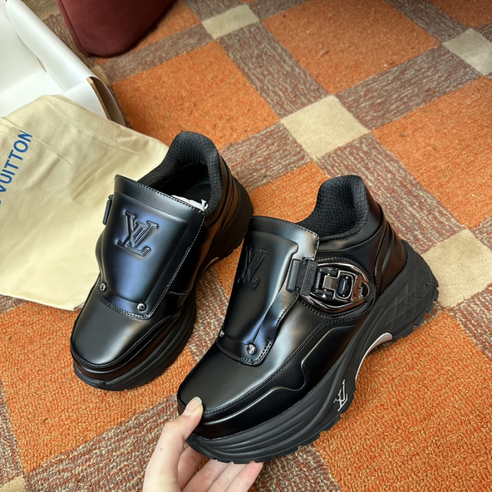 LV snekaers L0000426