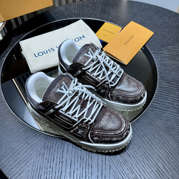 LV snekaers L0000694